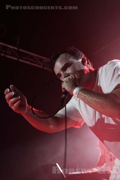 FUTURE ISLANDS - 2010-10-05 - PARIS - Point Ephemere - 